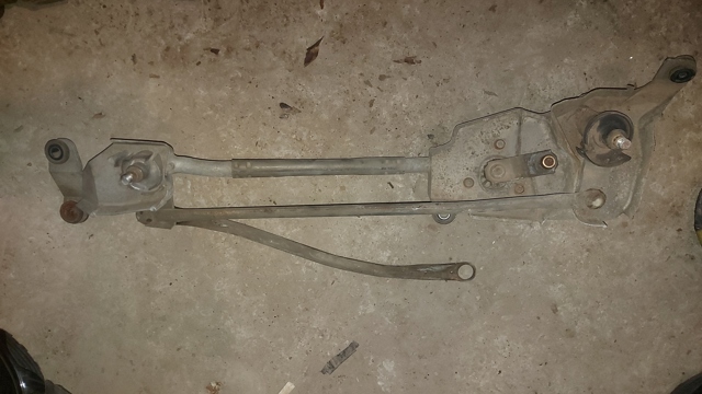Трапеція склоочисника 8251A105 MITSUBISHI