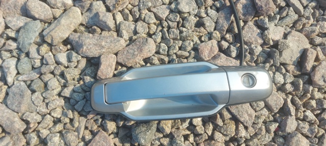 Ручка правих дверей зовнішня 826603E030 HYUNDAI