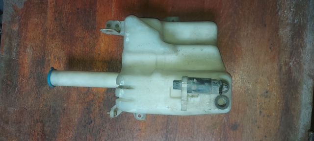 Бачок для омивайки 8531505070 TOYOTA
