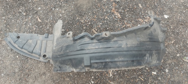 Підкрилок передній лівий 8610131700 NISSAN