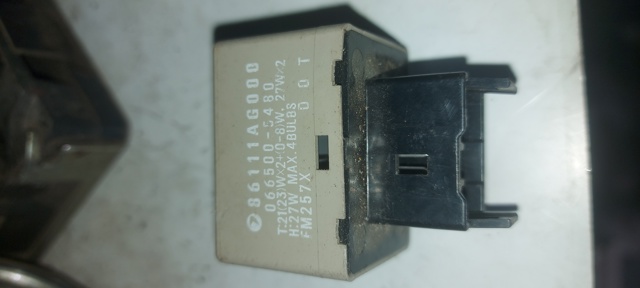 Реле поворотів 86111AG000 SUBARU