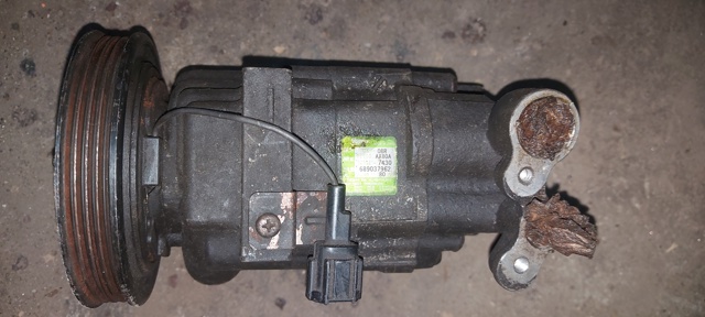 Компресор кліматичної установки 92600AX80A NISSAN
