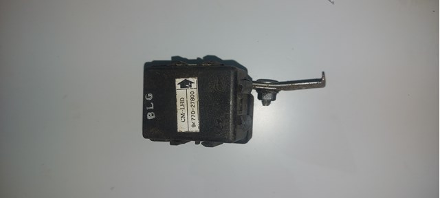 Реле датчика рівня олії 9477027800 HYUNDAI