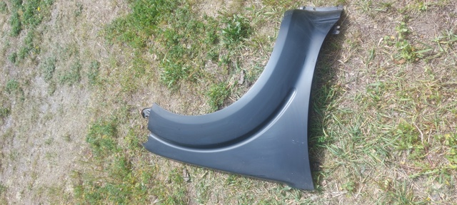 Переднє праве крило F31004X0MA NISSAN