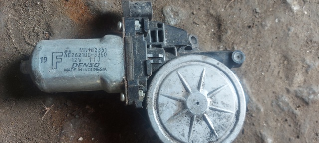 Мотор склопідйомника водійських дверей MN182351 MITSUBISHI