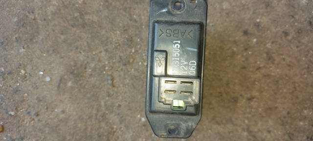 Реле обігрівача MR315051 MITSUBISHI