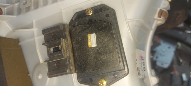 Регулятор оборотів пічки MR315499 MITSUBISHI
