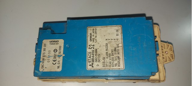 Корпус запобіжників MR445952 MITSUBISHI
