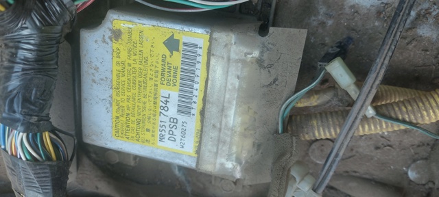 Модуль-процесор керування подушки безпеки MR551784 MITSUBISHI