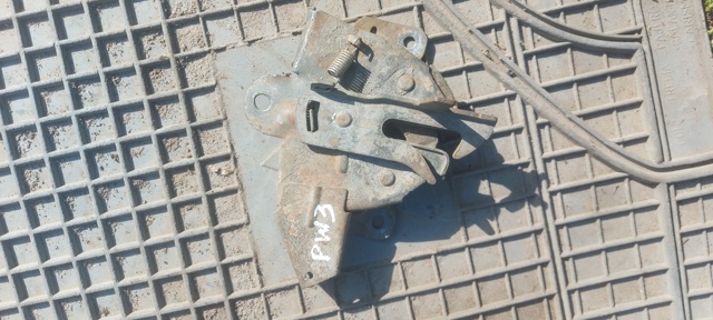 Замок капота MR556224 MITSUBISHI