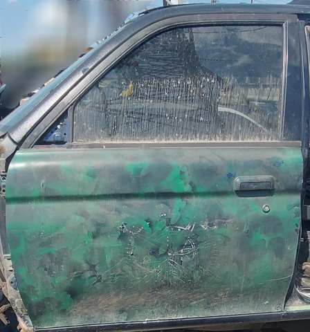 Двері передні, ліві MR981907 MITSUBISHI