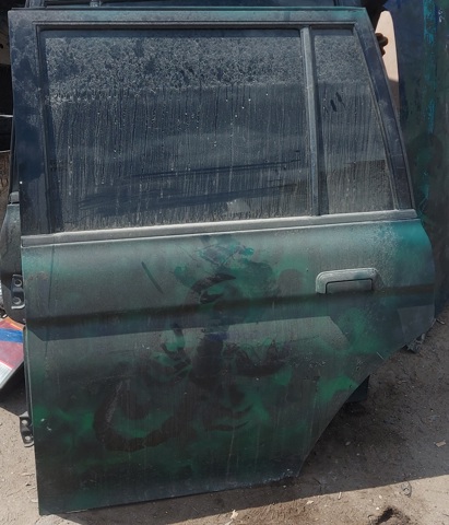 Двері задні MR981911 MITSUBISHI
