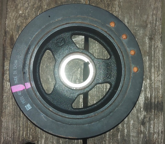 Шків колінчастого вала PE0111400A MAZDA