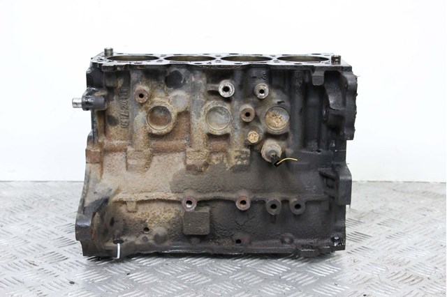 Пеньок 1050A817 MITSUBISHI