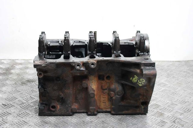 Блок двигуна 1101000QAV NISSAN