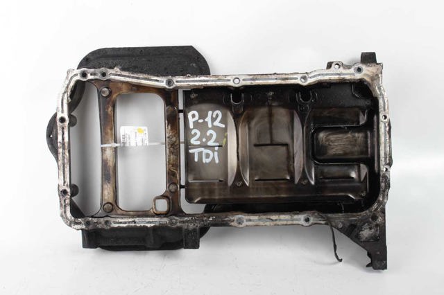 Піддон масляний картера двигуна 11110AW401 NISSAN