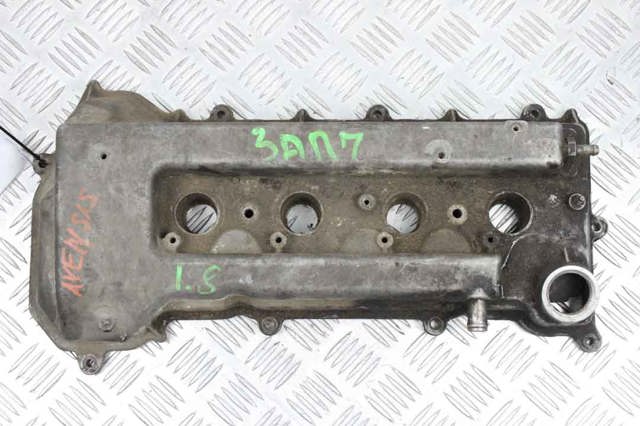 Кришка клапанна 112010D020 TOYOTA