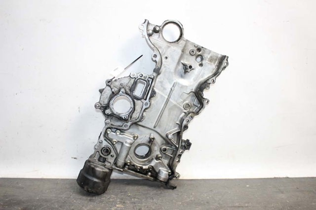 Кришка двигуна передня 1130226020 TOYOTA