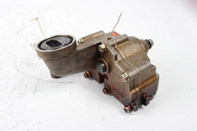 Насос маслозакачуючий 1211A039 MITSUBISHI
