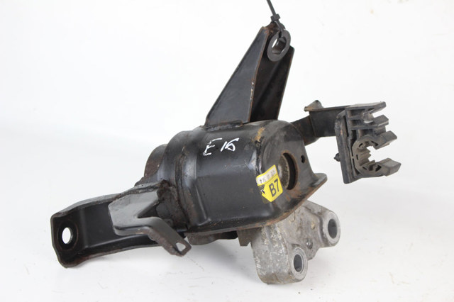 Права подушка мотора 123050T150 TOYOTA