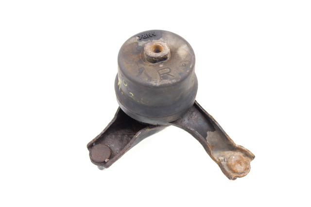 Подушка (опора) двигуна, права передня 1236220010 TOYOTA