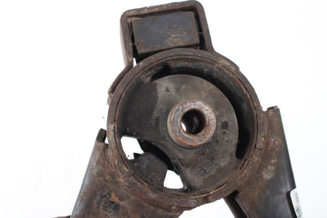Задня подушка двигуна 123710D090 TOYOTA