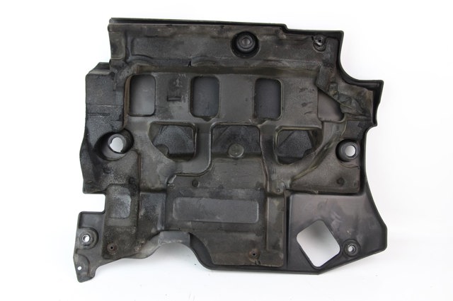 Кришка двигуна декоративна 1261127050 TOYOTA