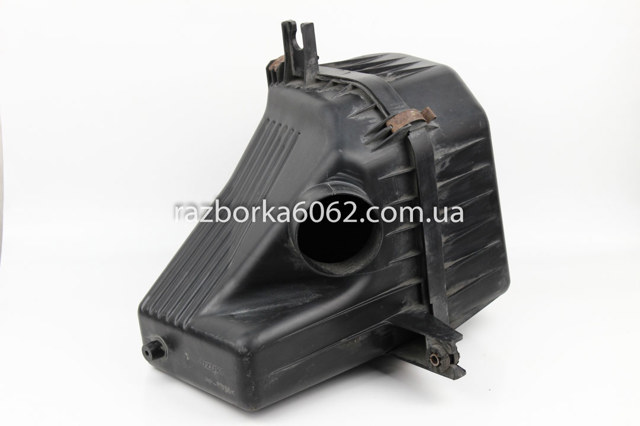 Корпус повітряного фільтра 1370066J00 SUZUKI