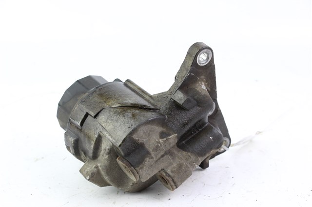 Корпус маслофільтра 1560937040 TOYOTA