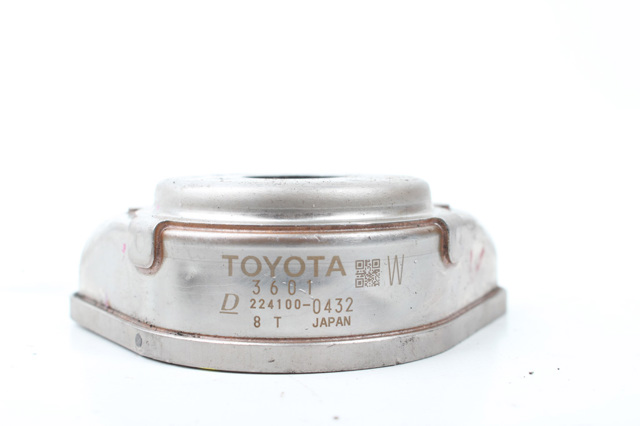 Радіатор масляний 1571036010 TOYOTA