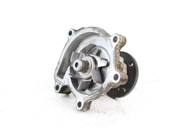 Водяний насос Тойота Пріус