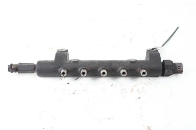 Розподільник палива 17520EB305 NISSAN