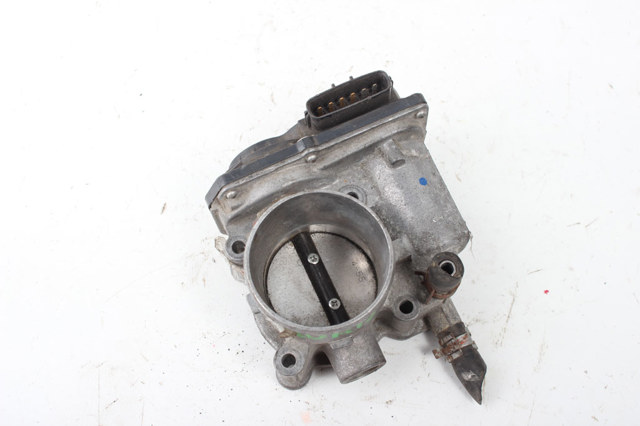 Блок дросельної заслінки 220300T050 TOYOTA