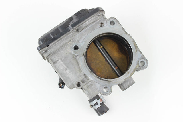 Заслінка повітряна 2203031030 TOYOTA
