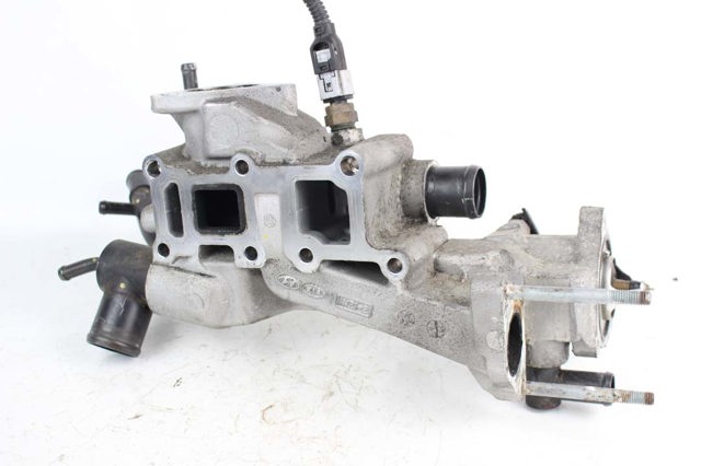Корпус термостата в зборі 256102F700 HYUNDAI