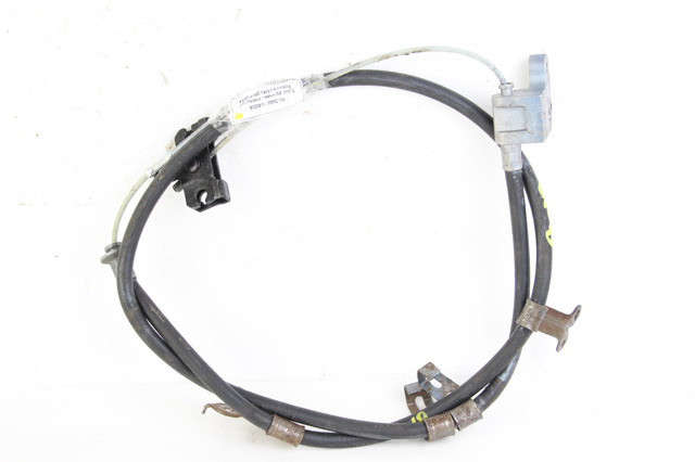 Трос стоянкового гальма передній 26051XA02A SUBARU