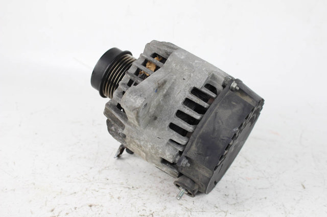 Генератор 270600T190 TOYOTA