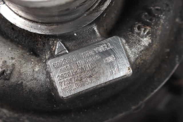 Турбокомпресор 282012A710 HYUNDAI