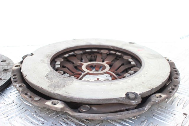 Комплект зчеплення (3 частини) 3100105090 TOYOTA