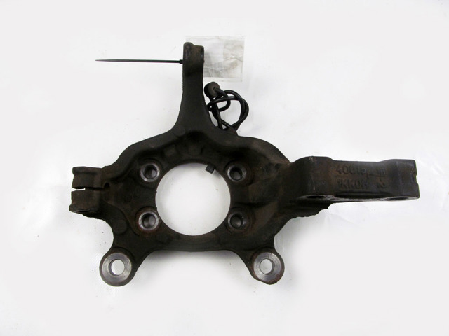 Цапфа поворотна ліва 400151KA1A NISSAN