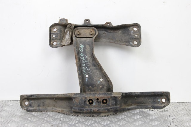Кріплення коробки передач 41011AE100 SUBARU