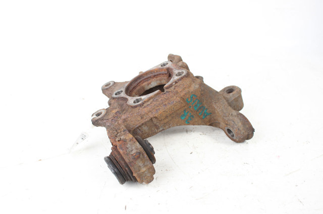 Цапфа права 4230402140 TOYOTA