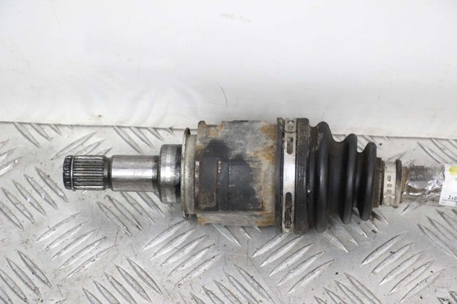 Піввісь задня 4233042060 TOYOTA