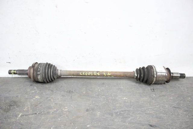 Привід задній 4234048030 TOYOTA