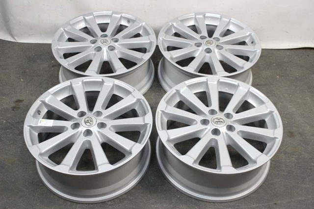426110T021 Toyota