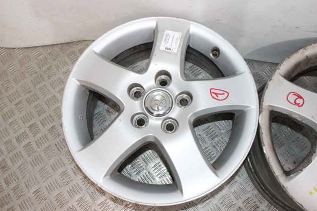Колеса 4261133340 TOYOTA