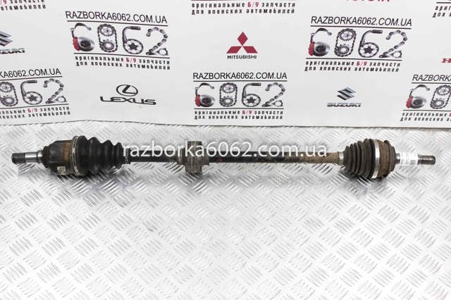 Привід передній правий 4341052210 TOYOTA