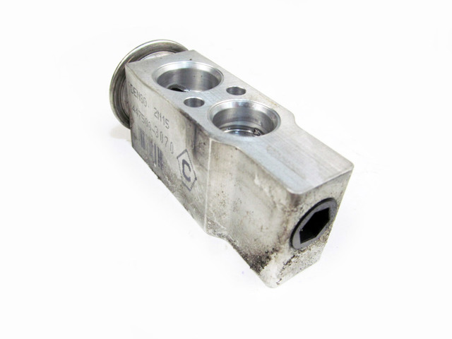Клапан TRV, кондиціонера 4475003070 TOYOTA