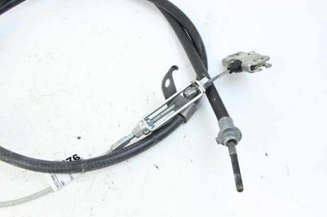 Трос ручного гальма передній 4641007050 TOYOTA