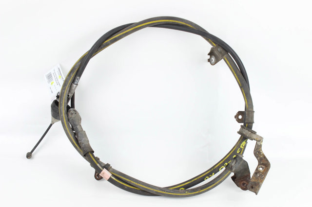 Трос стоянкового гальма задній правий 4642048171 TOYOTA